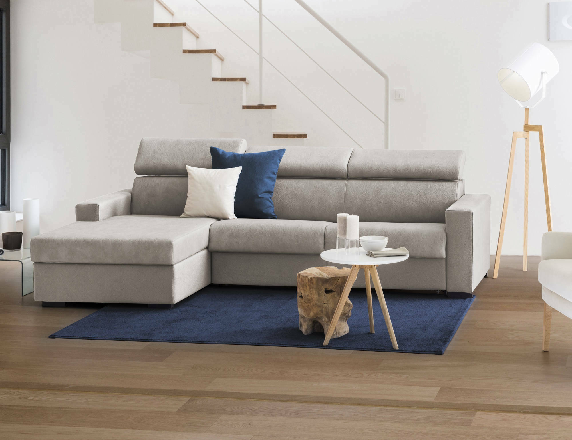 Divano fisso Aryaly, Divano ad angolo, Made in Italy, SofÃ  Soggiorno con chaise longue, in tessuto imbottito - Penisola contenitore Sinistra, con Braccioli slim, cm 280x95h85, Tortora