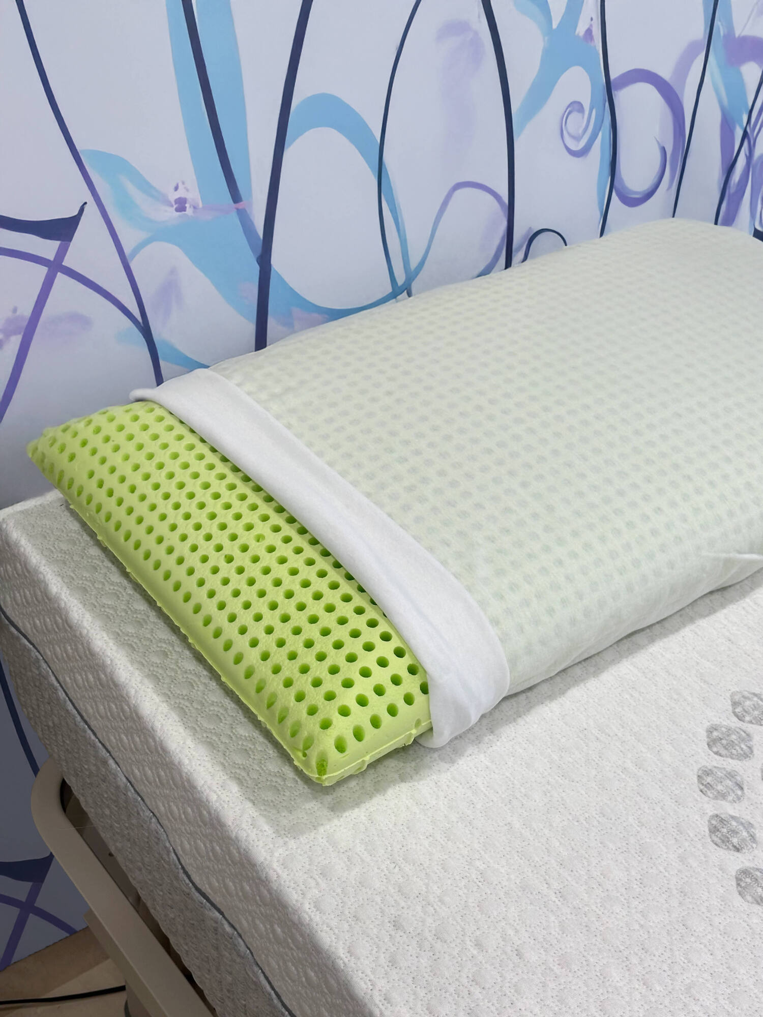 Talamo Italia Set di 2 Cuscini per Rosmarino, 100% Made in Italy, Guanciale sfoderabile a "saponetta" in Memory Foam forato ,Anallergico e Traspirante,70x40xh16 cm
