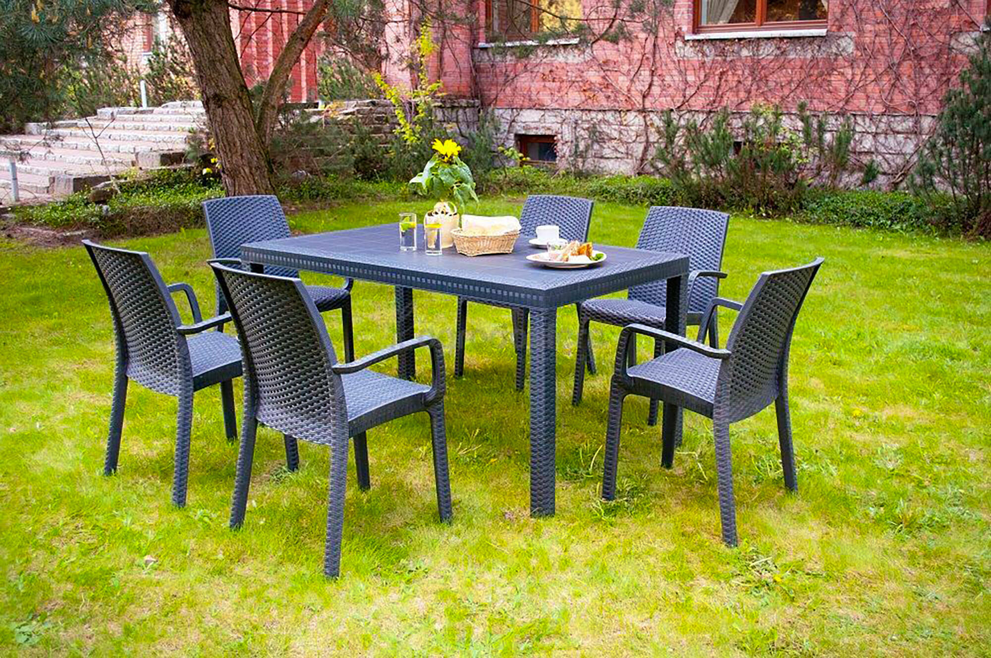Tavolo da esterno Adila, Tavolo rettangolare da giardino, Tavolo da giardino multiuso effetto rattan, 100% Made in Italy, Cm 150x90h74, Antracite