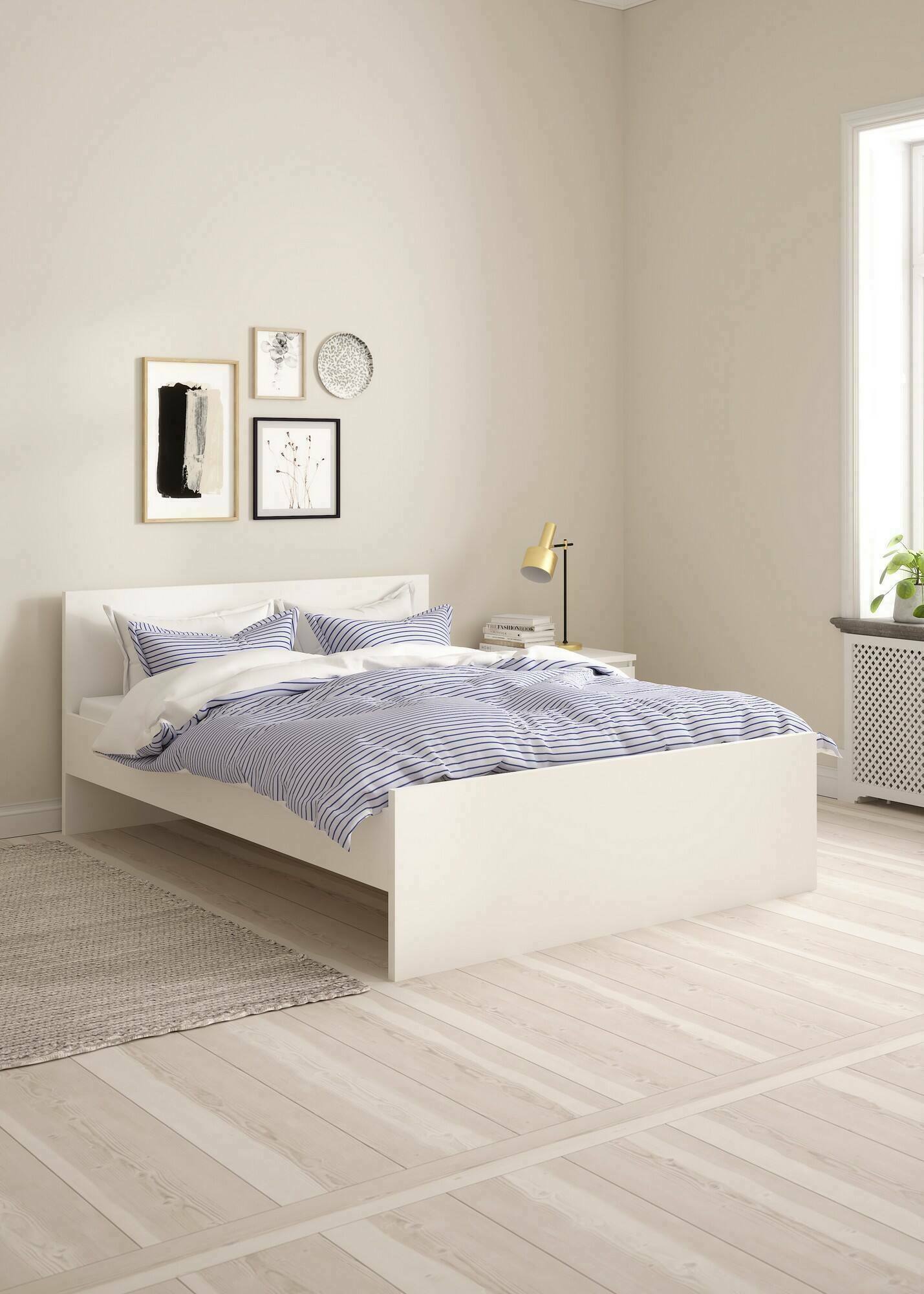 Image of Letto piazza e mezza Gustava, Sommier per camera da letto, Giroletto per stanza, Struttura porta materasso, 197x146 h80 cm, Bianco