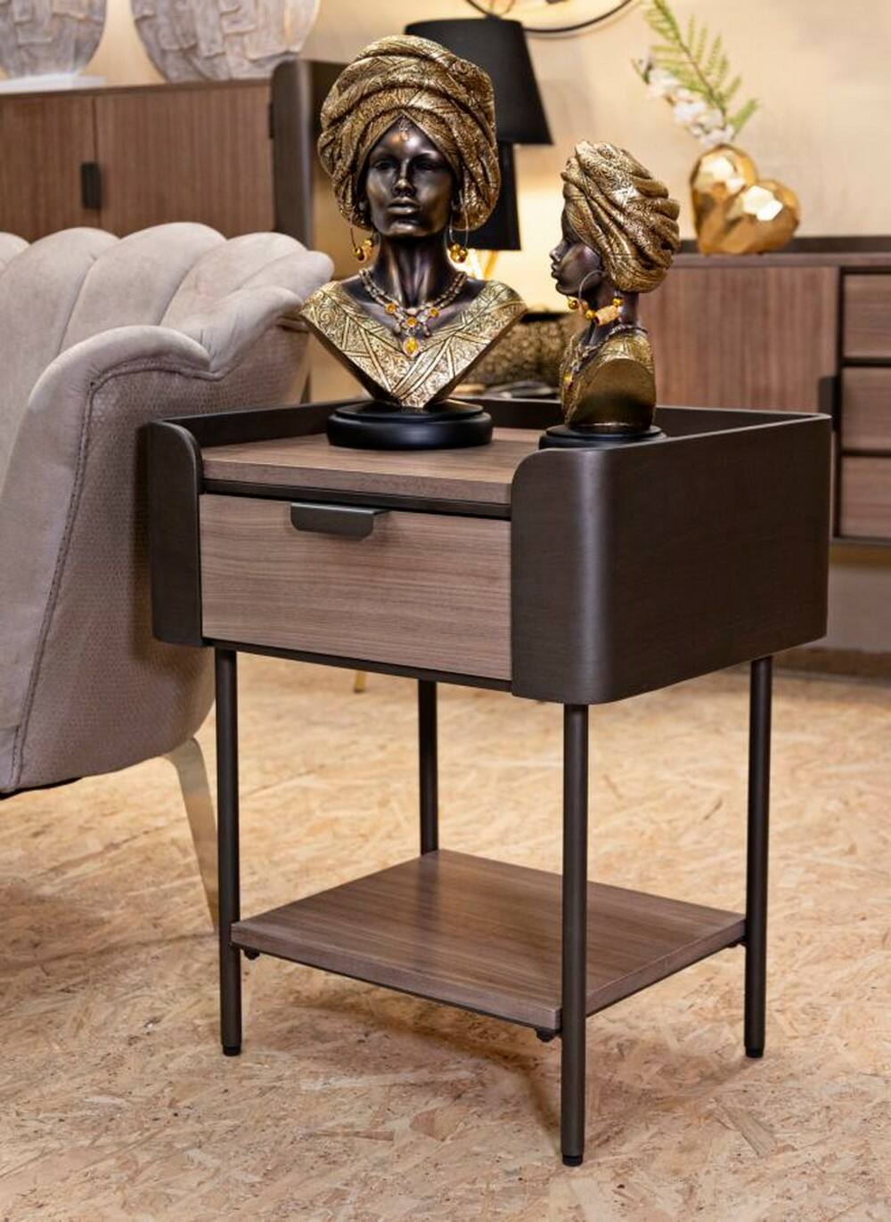 Tavolino da salotto Muse, Tavolo basso da caffè, Portariviste per divano, Ripiano da soggiorno, 51x41 h60 cm, Grigio e Marrone