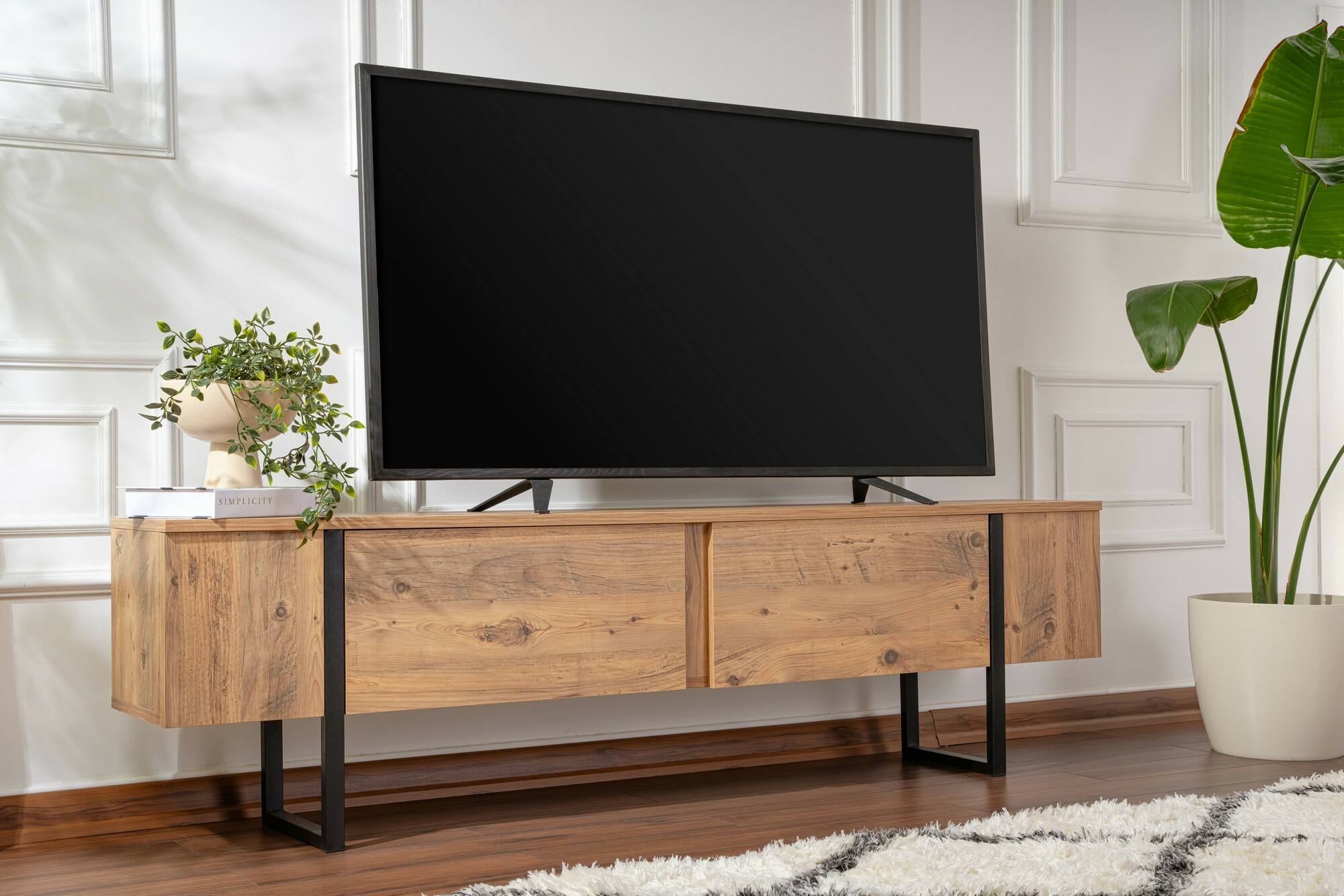 Mobile porta TV Lilith, Credenza da soggiorno, Armadio basso per TV, Base parete attrezzata, 180x30 h50 cm, Pino e Nero