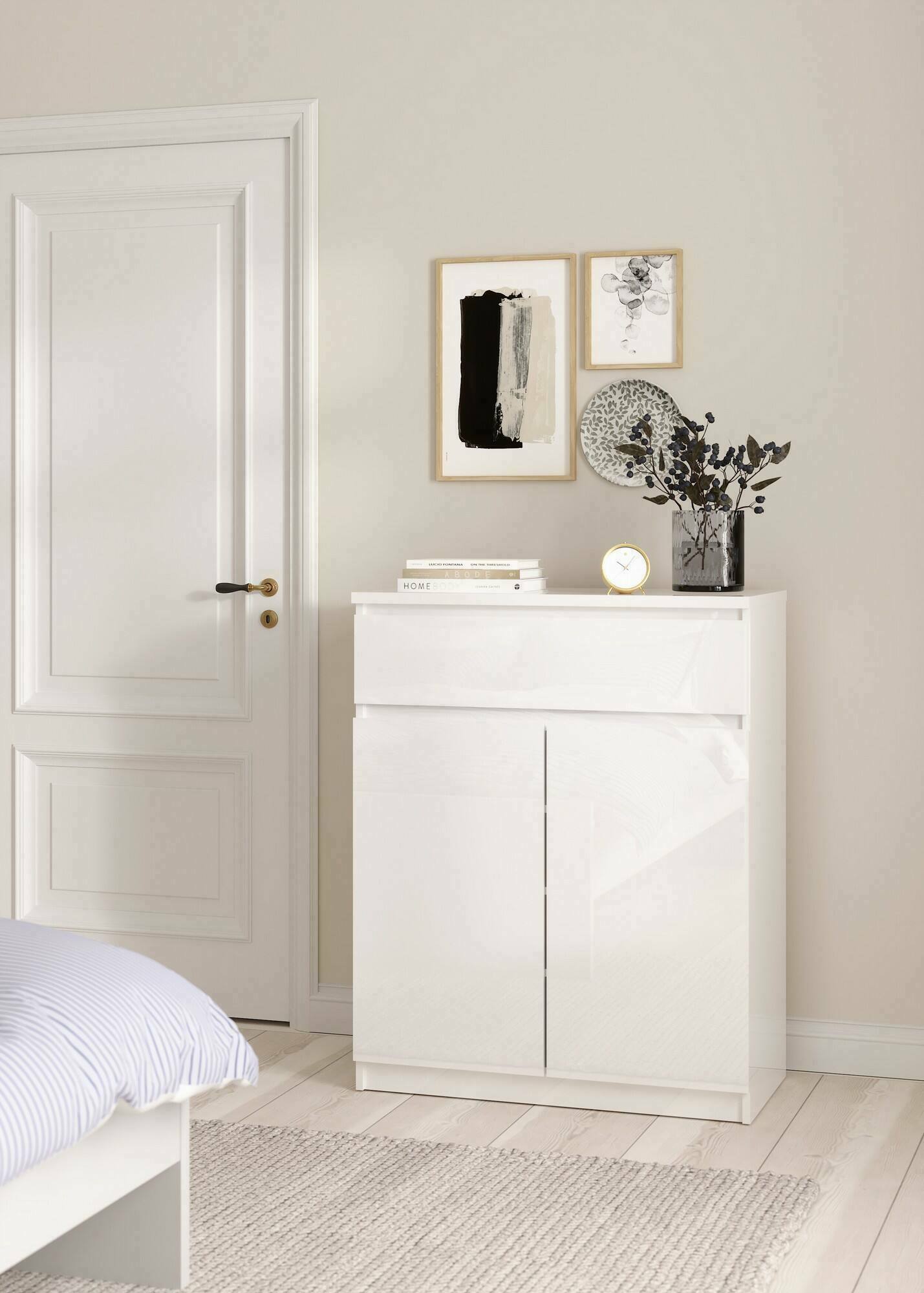 Credenza con ante e un Genziana, colore bianco lucido, cm 80 x 100 x 41